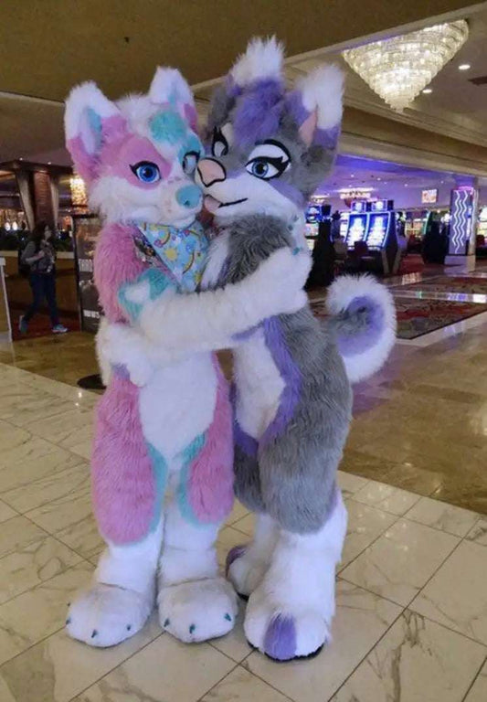 Long Fur Husky Mascot Costume – Breathable & Waterproof