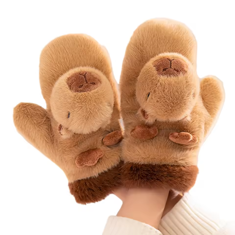 Capybara Fluffy gloves designed for comfort and extra cosiness.