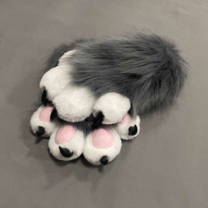 Furry cat paw glove paw detail